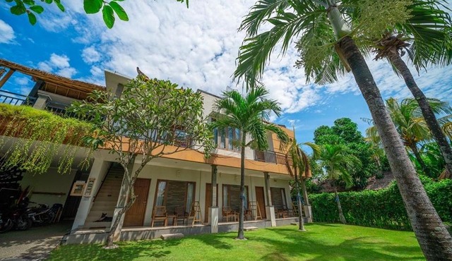 Riviera House