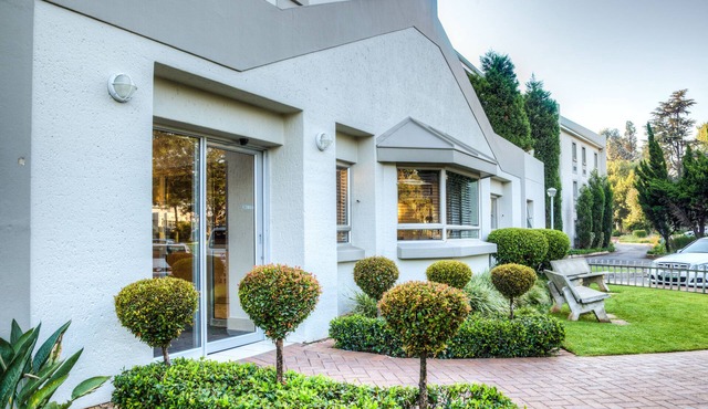 Road Lodge Germiston Lake