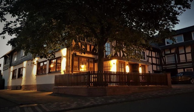 Roastineer Hotel