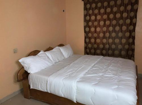 ROB EMMICs HOTEL