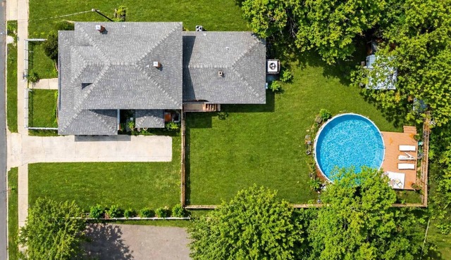 Roberson House -Private Pool -Walk to DT-Sleeps 12