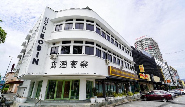 Robin Hotel