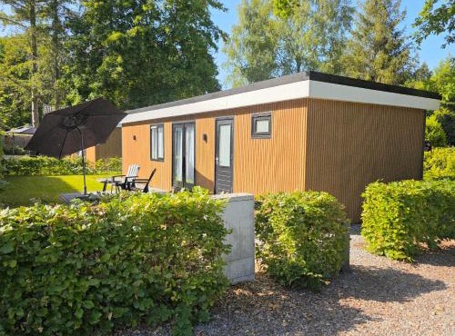 Robin's oak lodge