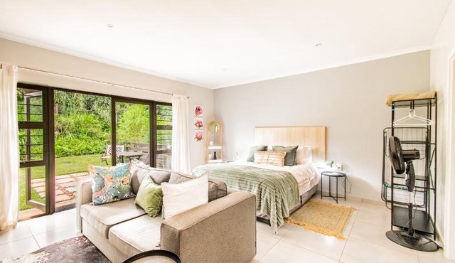 Robyns Nest Self Catering Studio Cottage No2