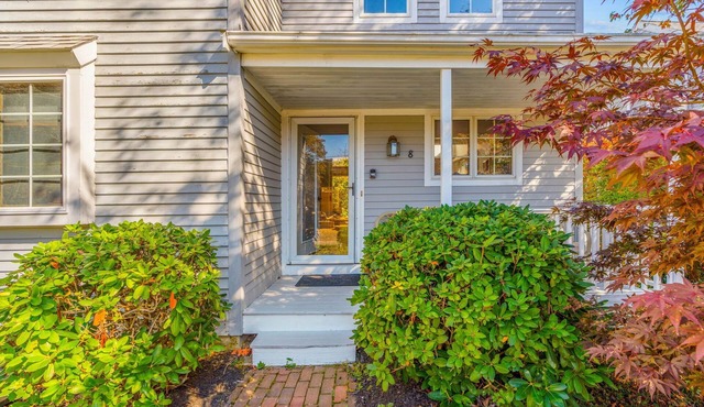 Rock Landing-Charming 3-bedroom, 2.5 bath, central A/C and outdoor shower.