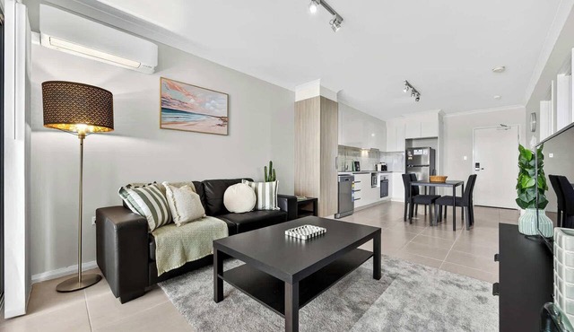 Rockingham Escape 2br Apt Near Beach and Shops