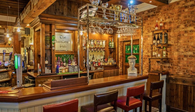 Rogerthorpe Manor Hotel