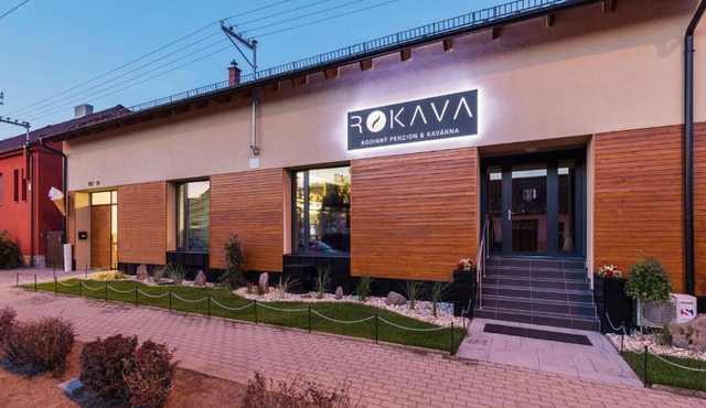 Rokava