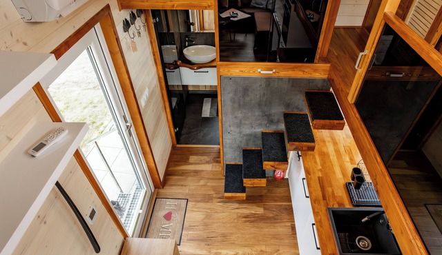 Rolling Tiny House - C232 Peregrine Falcon