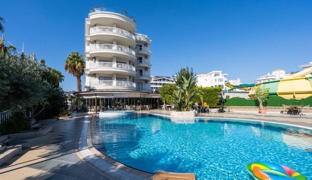 Romance Beach Hotel