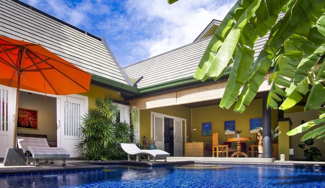 Romantic 1 Bed Villa with Swimming Pool, jetted plunge pool and Free Transfers