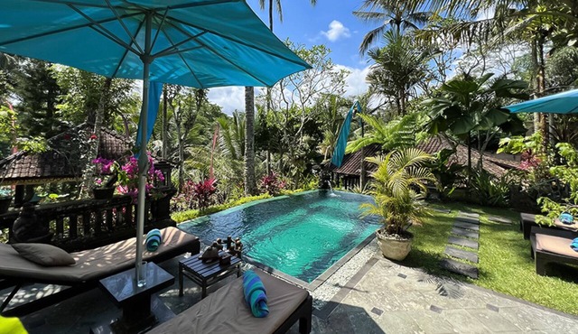 Romantic 1BR Villa Retreat with Valley View