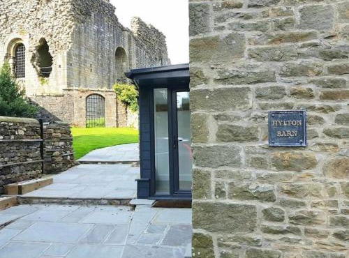 Romantic barn by the castle, Barnard Castle