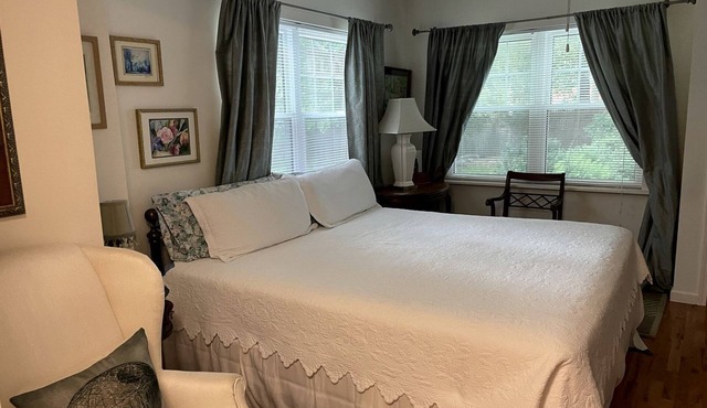Romantic Bed and Breakfast Getaway with an Indoor Pool near Lake Geneva, Wisconsin