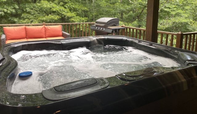 Romantic Cabin,Fireplace,Screened Porch,WiFi