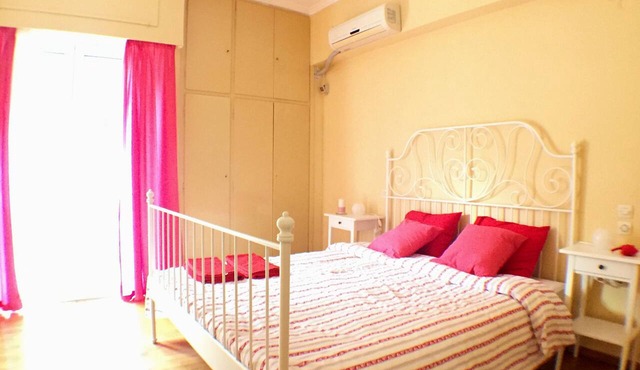 Romantic & Clean Apartment -Near Acropolis-