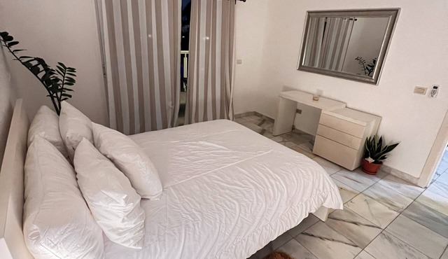 Romantic apartment 2 minutes from the beach ideas for couples