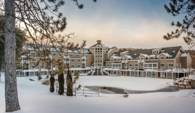 Romantic Getaway or Family winter adventures in 2BD Loft w/resort activities