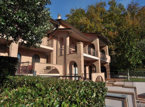 Romantic Holiday Villa Getaway in Umbria