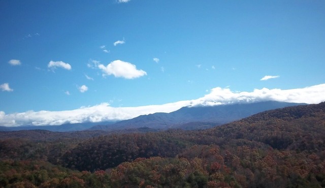 Romantic Luxury Getaway,Breathtaking View,Free HS WiFi,Htub,Xm,Smart Home Theatr