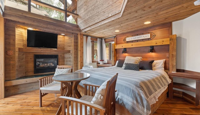 Romantic, Peaceful Getaway; Within 10 Mi of Mt. Rushmore & Custer State Park