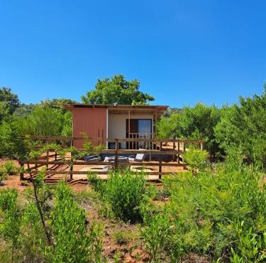 Romantic Private Bush Chalet at Game Farm Retreat near Hartbeespoort