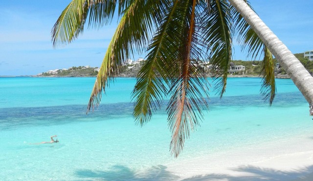 Romantic Private Villa, Panoramic Ocean Views, Pool, Spectacular Outdoor Spaces.