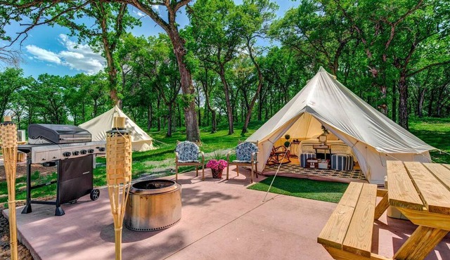 Romantic Quaint Bell Tent Perfect for a Secluded Couple Escape in Saint Croix Falls, Wisconsin