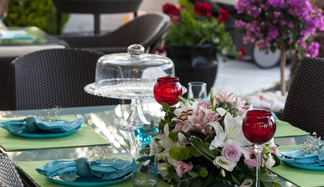 Romantic residence in the palm garden at the SEA in Chalkidiki. Ideal for couples!