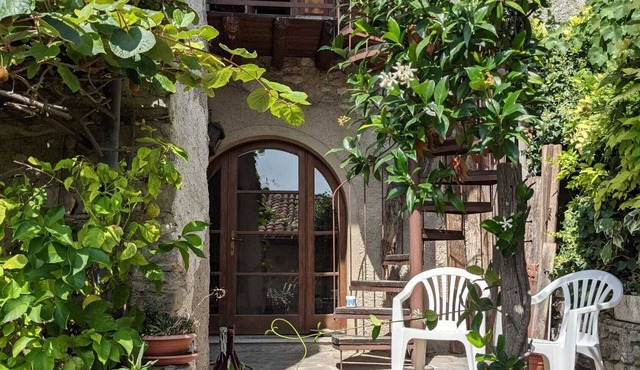 Romantic rustico in Vesio, Lake Garda