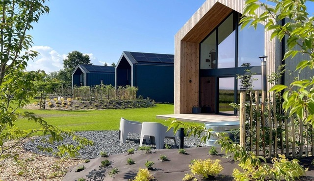 Romantic Stay with Views