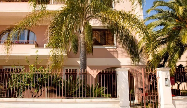Romantic studio apartment in Villa