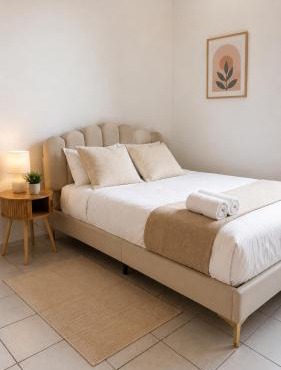 Romantic Suite with Private Jacuzzi