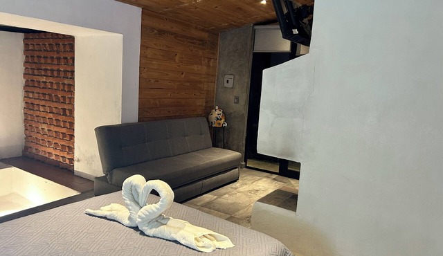 Romantic Tiny House with jacuzzi By GEstores