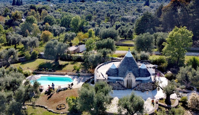 Romantic trullo with private pool surrounded by nature