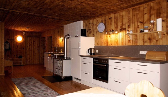 Romantic vacation apartment with farmhouse parlor and tiled stove in the Allgäu
