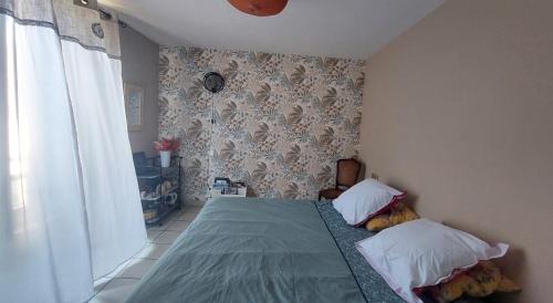 ROMELLA's ROOM