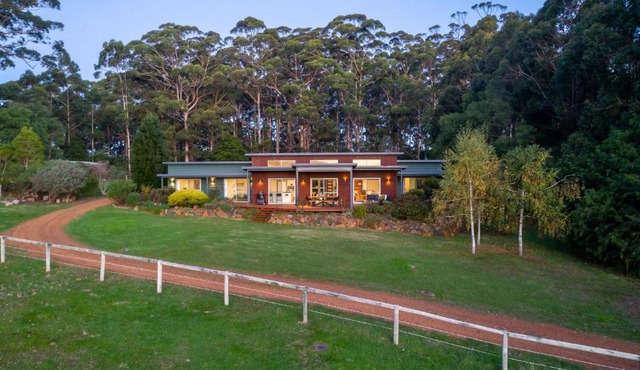 Roo Corner I Private Properties