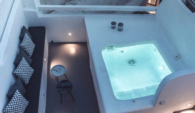Roofs of Chora, Townhouse with Rooftop Pool - Adults Only