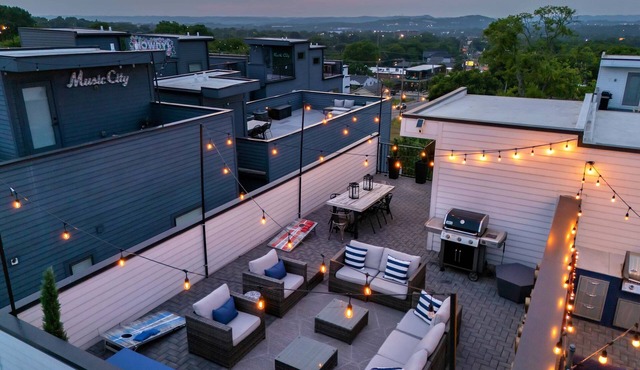 Rooftop Deck Shuffleboard BBQ Near Downtown
