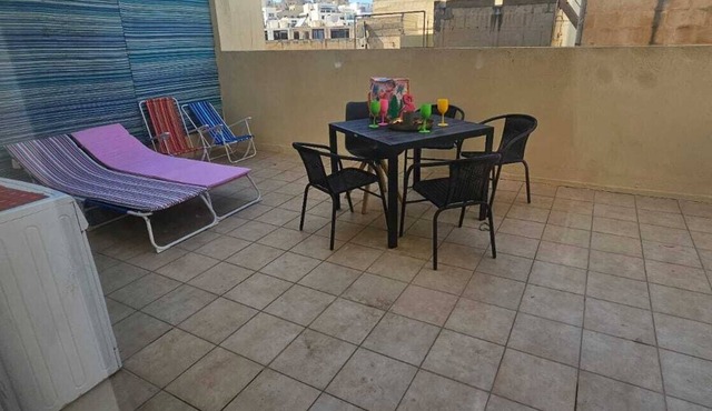 Rooftop Two Bdr Two Bathrooms flat in St Julians