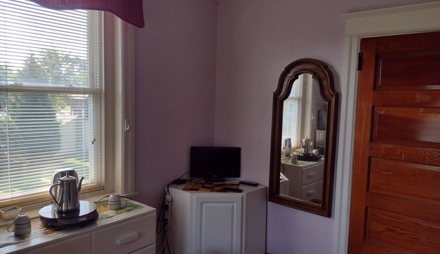 ROOM 2 PRIVATE BATH (FURNISHED)