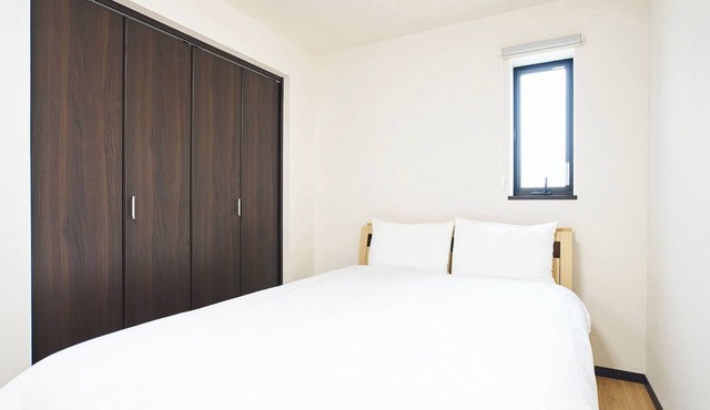 Room 201 A base for sightseeing in Osaka including Tsutenkaku Dotonbori Osaka Castle Universal - 2nd floor room 201/Osaka Ōsaka