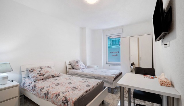Room '3' with Shared Terrace and Wi-Fi