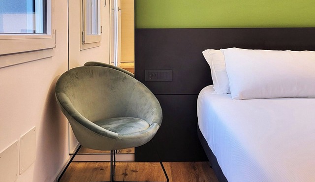 Room 4 Sofia