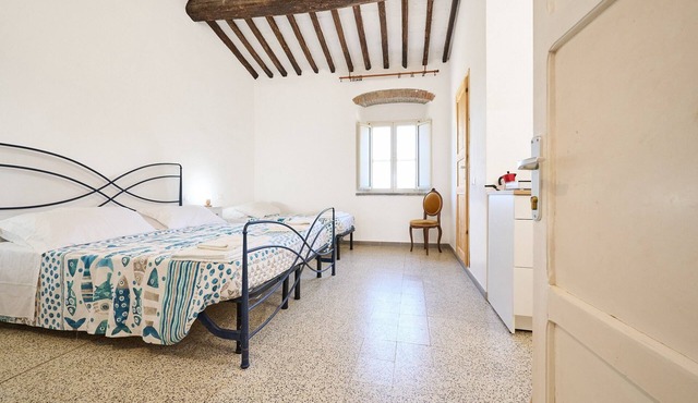 Room 'Camera 3 - Del Ponti' with Shared Garden and Wi-Fi