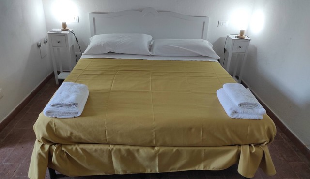 Room 'Camera 4 - Del Ponti' with Shared Garden and Wi-Fi