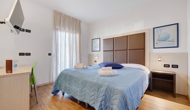 Room 'Camera Matrimoniale' with Mountain View, Wi-Fi and Air Conditioning