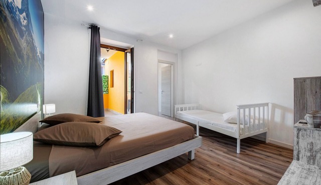 Room 'Camera Mountain' with Mountain View, Private Terrace and Wi-Fi