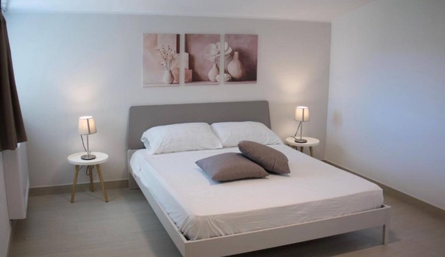 Room 'Camera Tripla Con Bagno Privato' with Shared Terrace, Wi-Fi and Air Conditioning